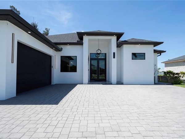 710 SW 12th TER , CAPE CORAL, FL 33991
