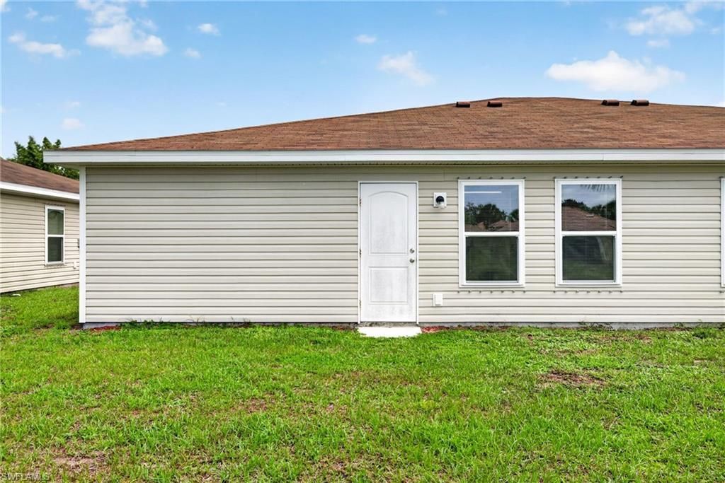 18303 Gibraltar Ln, Lehigh Acres, FL 33936 Photo