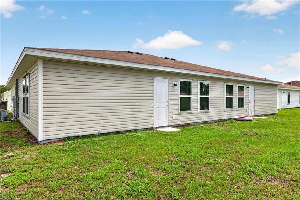 18303 Gibraltar Ln, Lehigh Acres, FL 33936 Photo