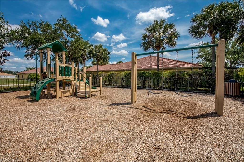 18303 Gibraltar Ln, Lehigh Acres, FL 33936 Photo