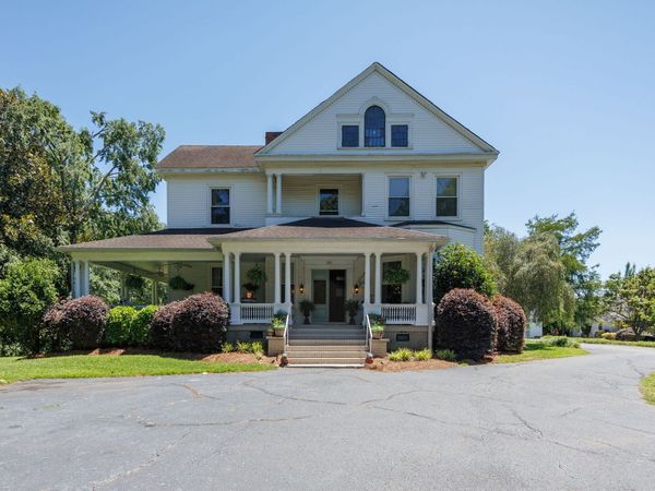200 W Main Street, Forsyth, GA 31029