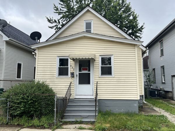 202 E Webster Street , Joliet, IL 60432