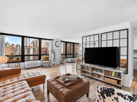 Main Photo