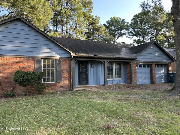 842 N Farmington Drive, Southaven, MS 38671