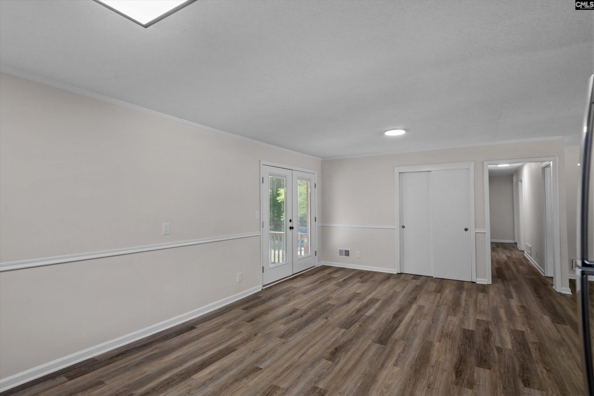 132 Fairlawn Court  Photo 11