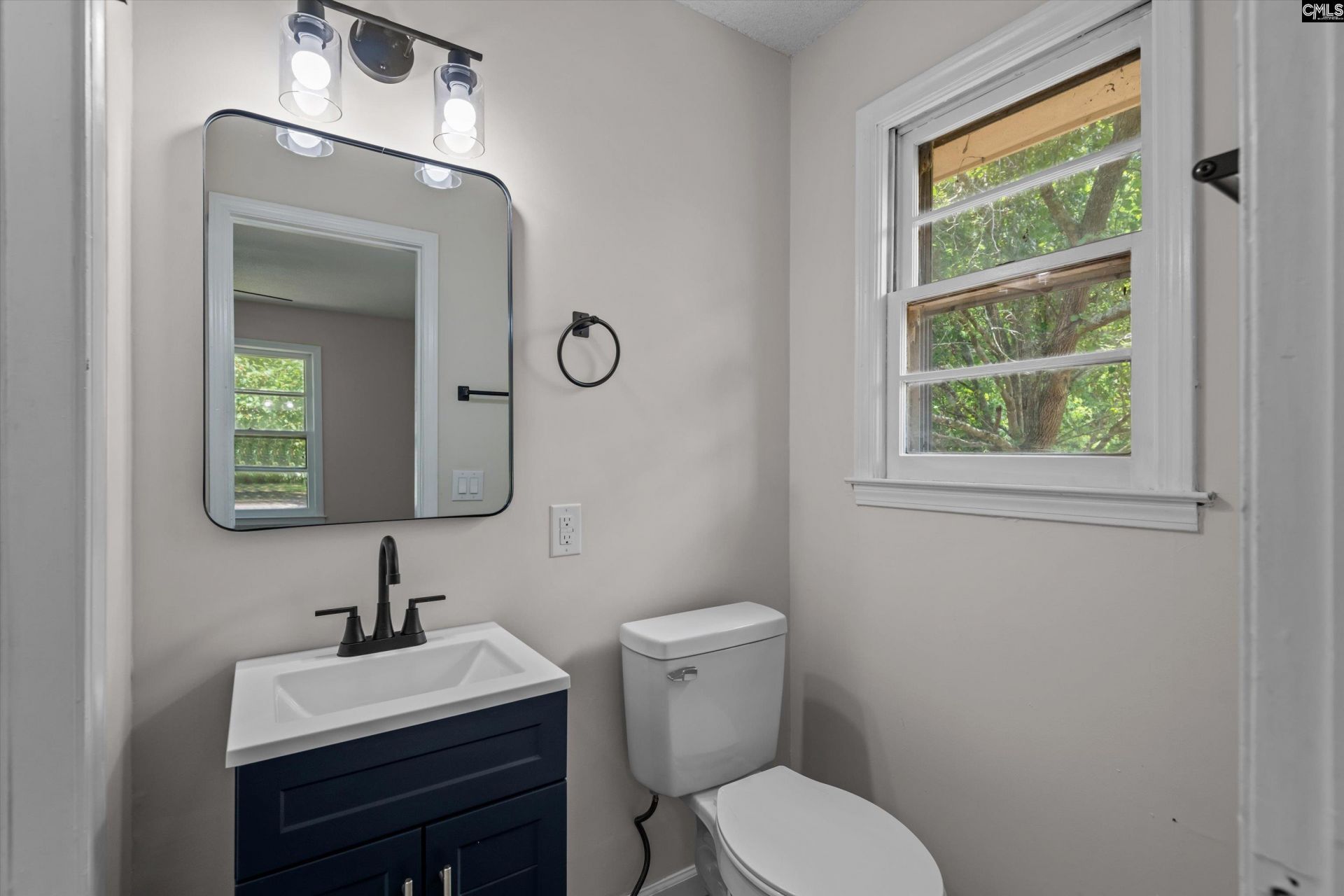 132 Fairlawn Court  Photo 21
