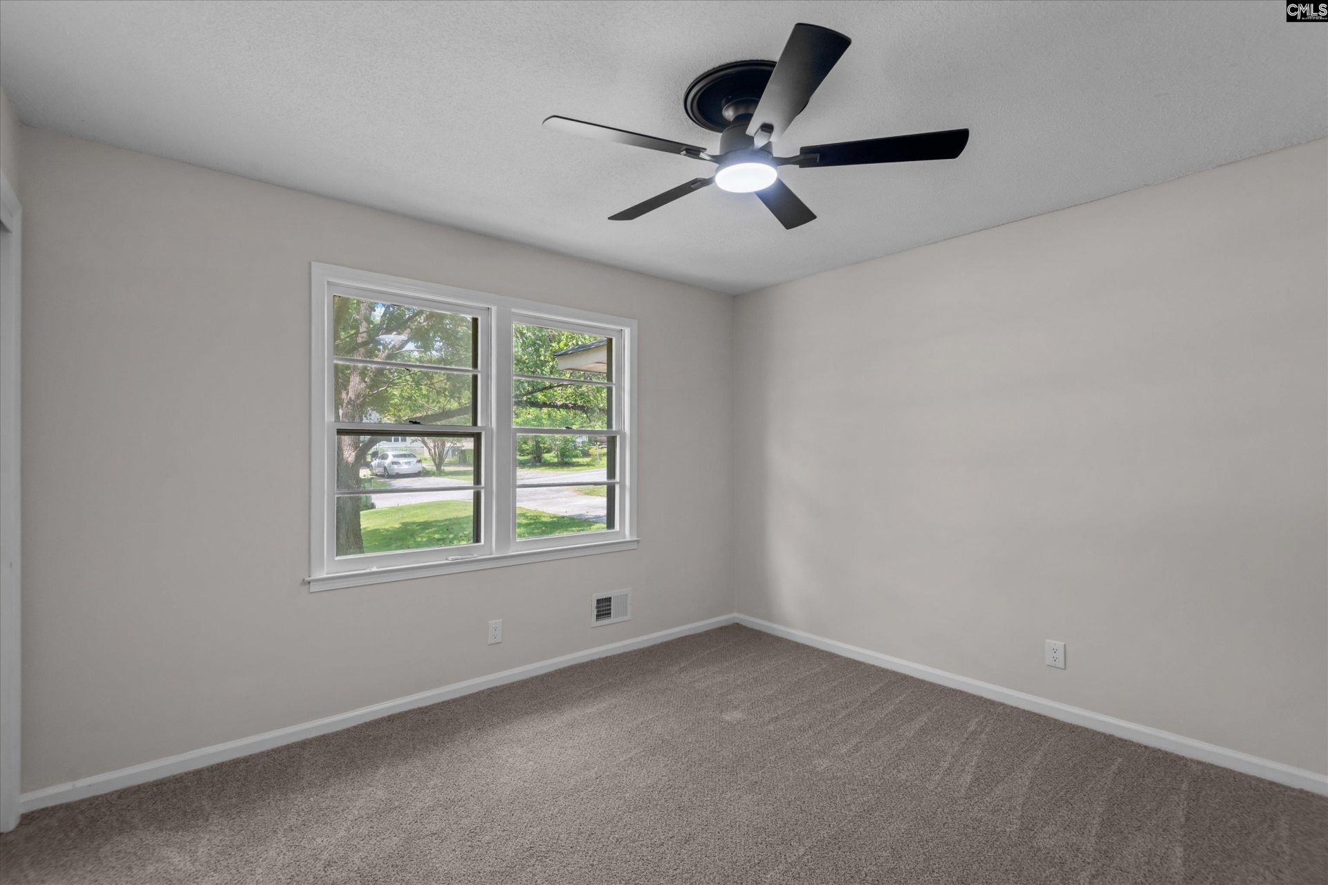132 Fairlawn Court  Photo 27