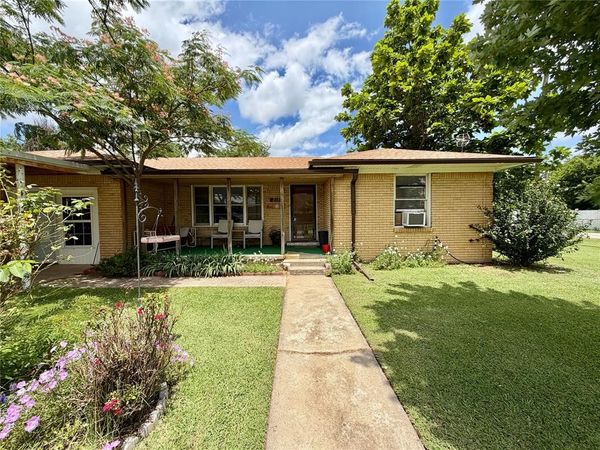 218 E H Street, Ringling, OK 73456