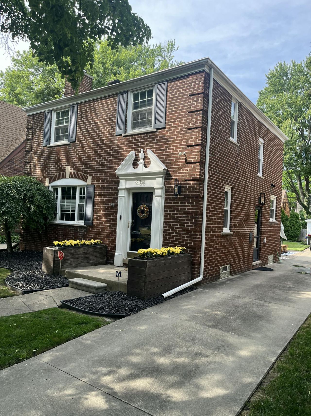 456 Manor Street, Grosse Pointe Farms, MI 48236 Main Photo