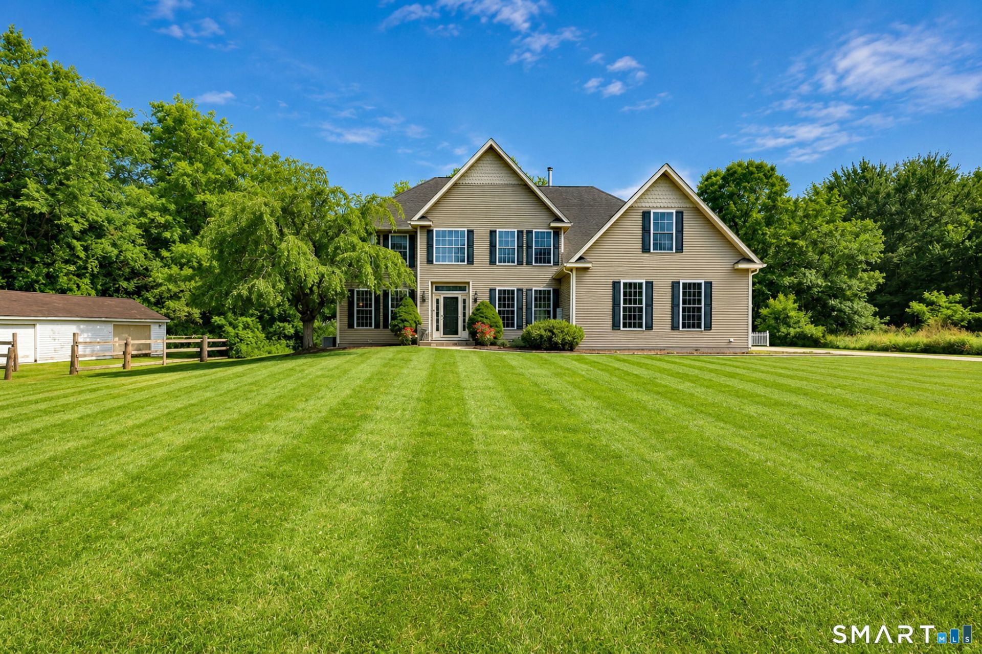 957 West River, Milford, CT 06461 Main Photo