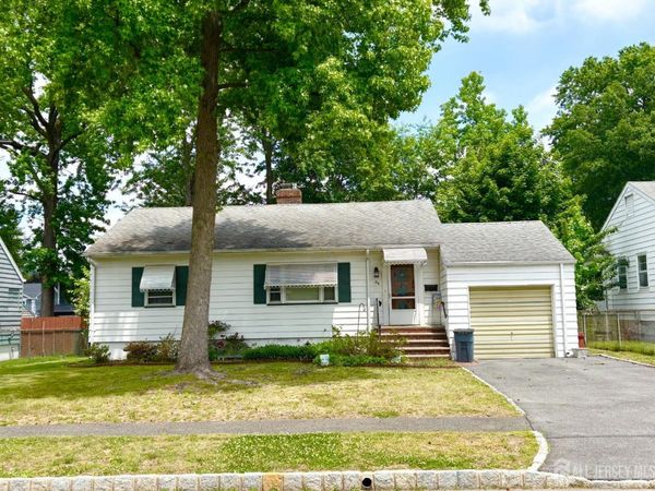 86 Edgewood Avenue, Springfield, NJ 07081