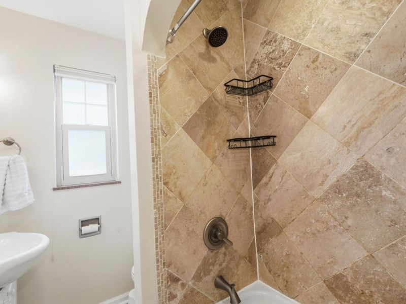 1515 W 6th Avenue , Columbus, OH 43212 Photo 22