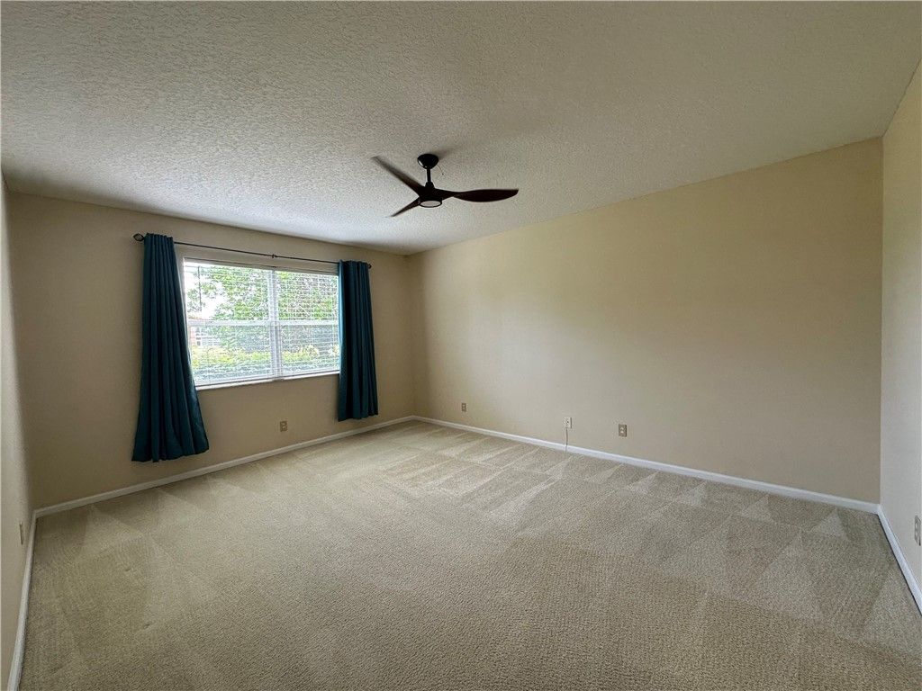 275 Grand Royale Circle, Unit 101, Vero Beach, FL 32962 Photo
