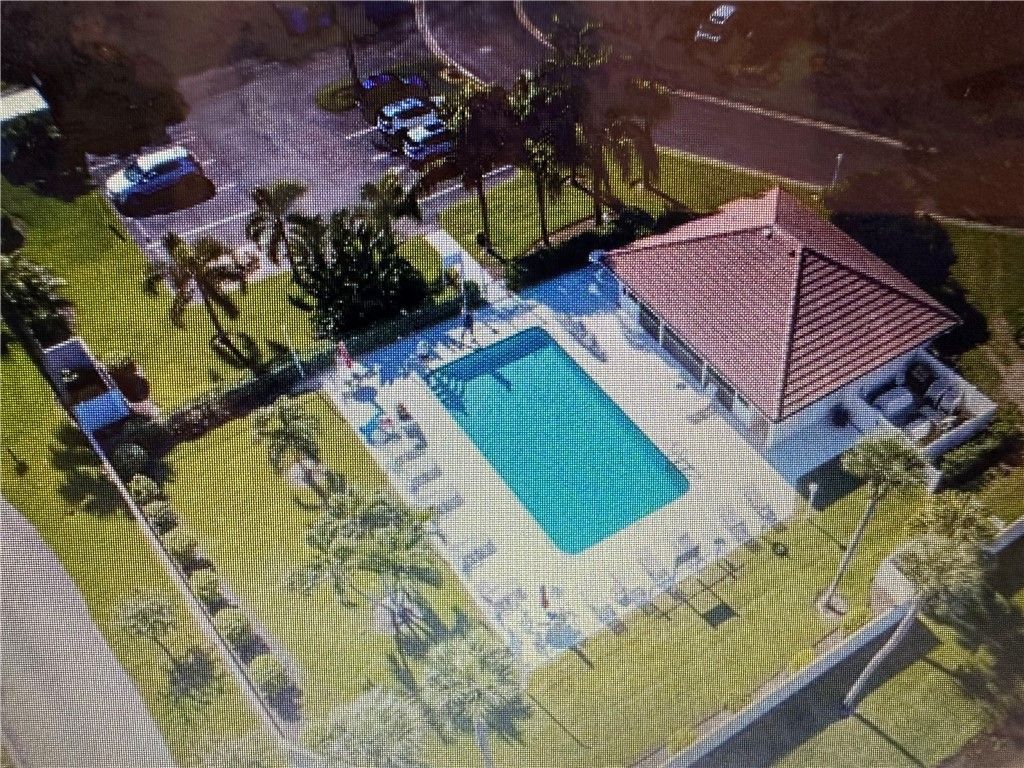 275 Grand Royale Circle, Unit 101, Vero Beach, FL 32962 Photo
