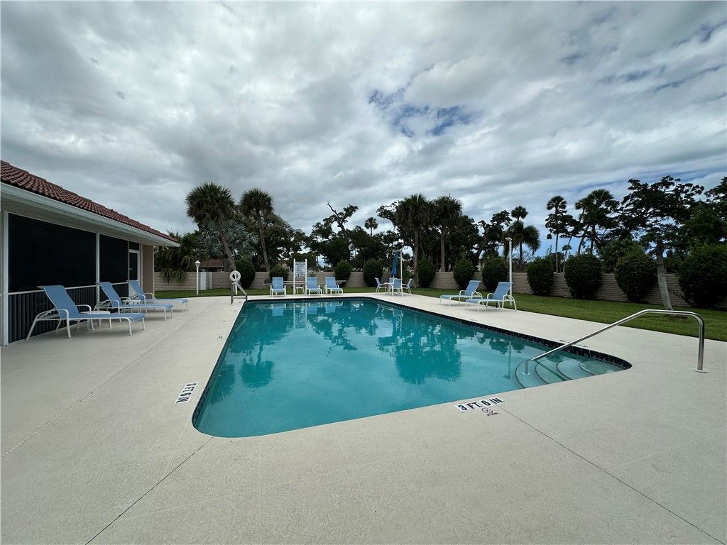 275 Grand Royale Circle, Unit 101, Vero Beach, FL 32962 Photo