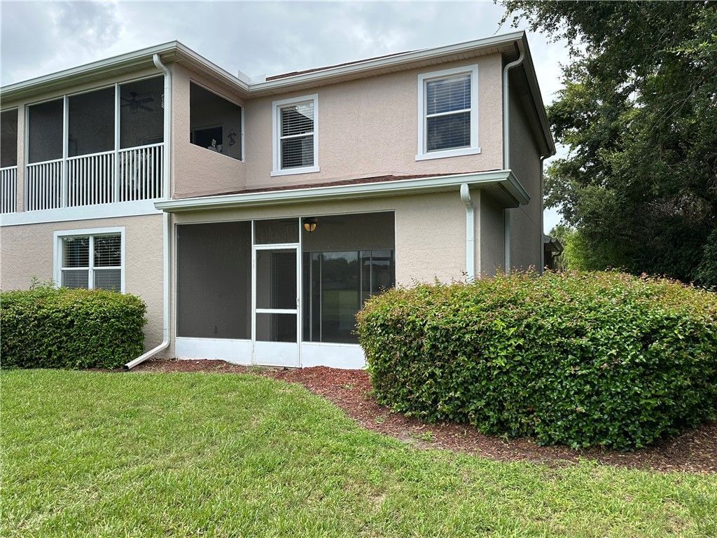 275 Grand Royale Circle, Unit 101, Vero Beach, FL 32962 Photo