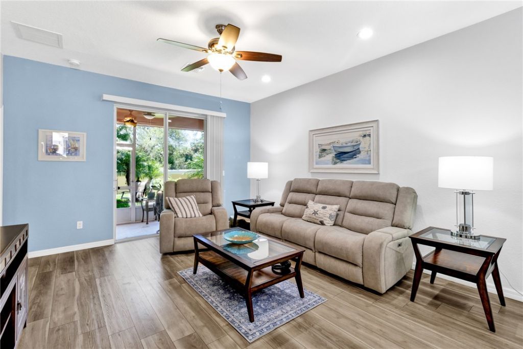 6375 Oxford Circle, Unit 103C, Vero Beach, FL 32966 Photo