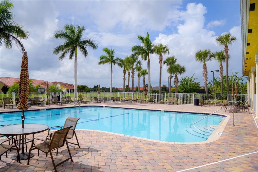 6375 Oxford Circle, Unit 103C, Vero Beach, FL 32966 Photo