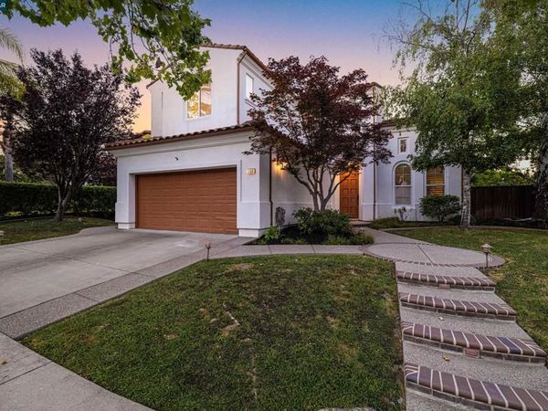 1166 S Chanterella Drive, San Ramon, CA 94582