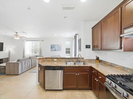 698 Equinox Loop, Lincoln, CA 95648 Photo