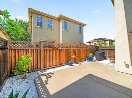 698 Equinox Loop, Lincoln, CA 95648 Photo