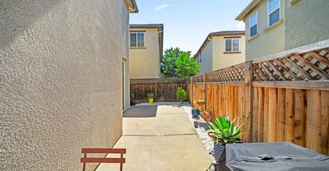 698 Equinox Loop, Lincoln, CA 95648 Photo