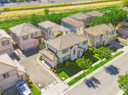 698 Equinox Loop, Lincoln, CA 95648 Photo