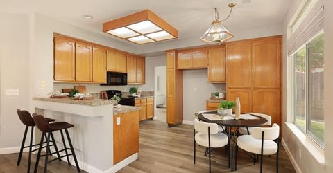 1049 Zumstein Drive, Ripon, CA 95366 Photo