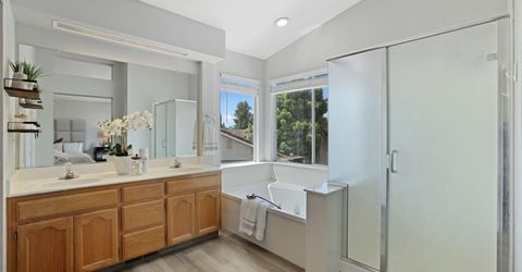 1049 Zumstein Drive, Ripon, CA 95366 Photo