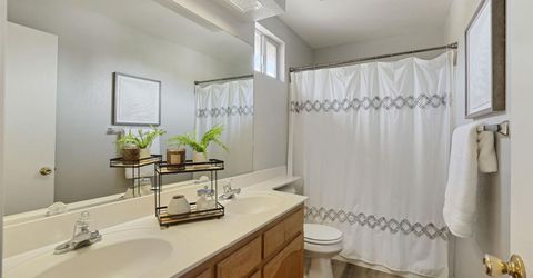 1049 Zumstein Drive, Ripon, CA 95366 Photo