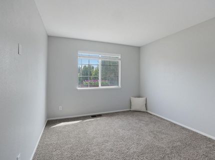 1049 Zumstein Drive, Ripon, CA 95366 Photo