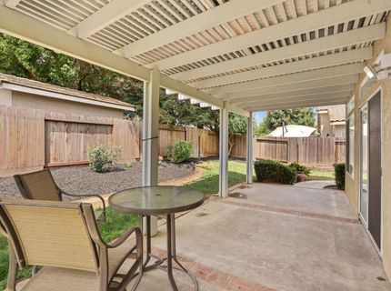 1049 Zumstein Drive, Ripon, CA 95366 Photo