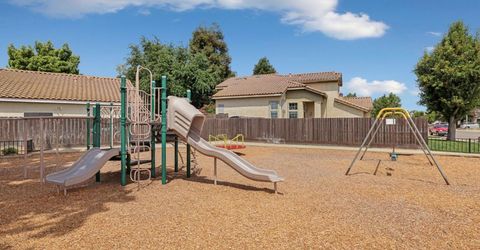 1049 Zumstein Drive, Ripon, CA 95366 Photo