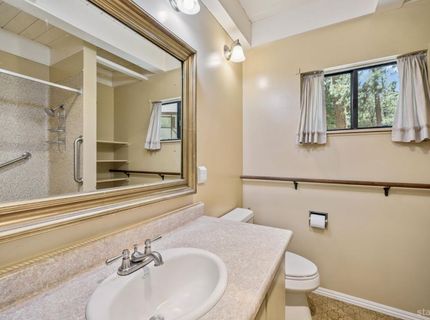 1409 Mount Shasta Circle, South Lake Tahoe, CA 96150 Photo