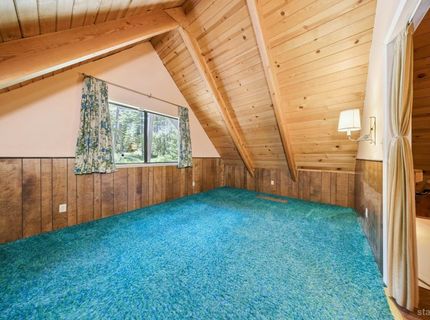 1409 Mount Shasta Circle, South Lake Tahoe, CA 96150 Photo