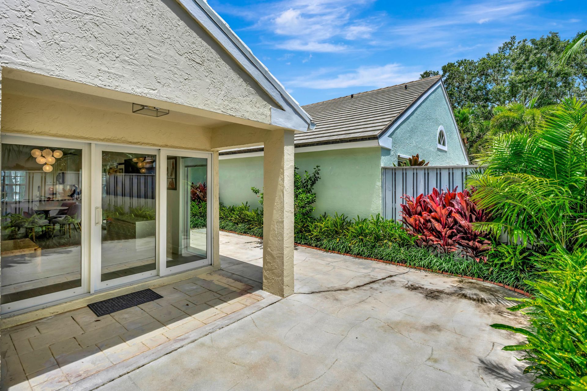 28 Admirals Court, Palm Beach Gardens, FL 33418 Photo