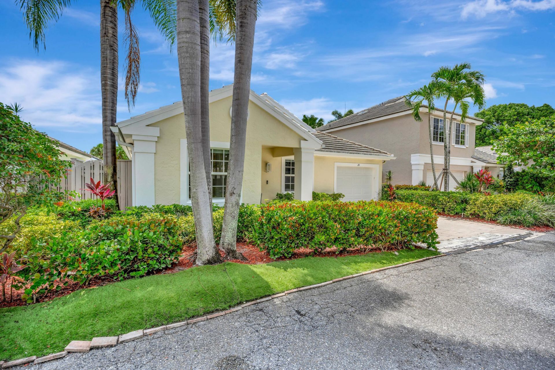 28 Admirals Court, Palm Beach Gardens, FL 33418 Photo