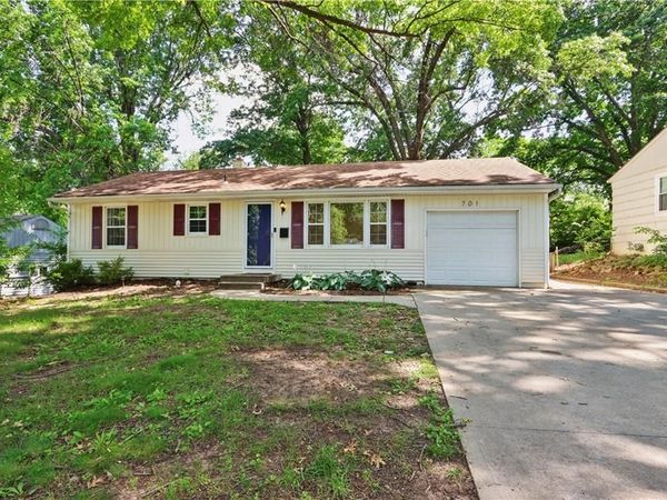 701 W 91st Street, Kansas City, MO 64114