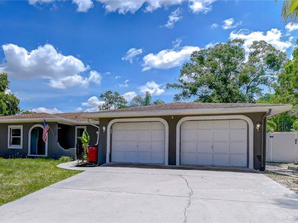 1291 RALEIGH COURT , TARPON SPRINGS, FL 34689