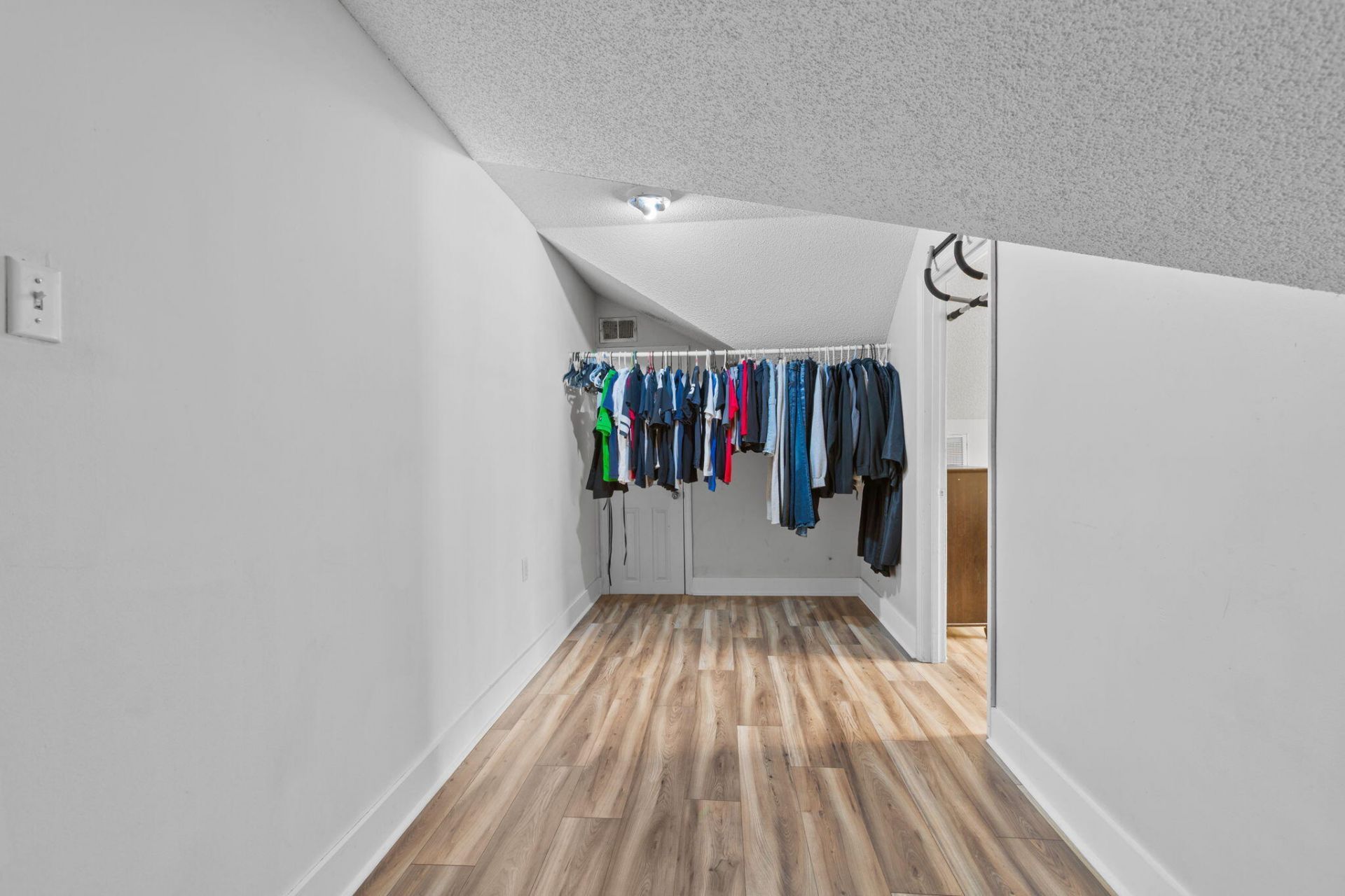 232 Birmingham Drive Photo 16