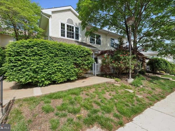 5 ASHLEY COURT, Unit 5, GLEN MILLS, PA 19342