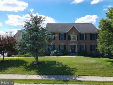 206 PHOENIX DRIVE, CHAMBERSBURG, PA 17201