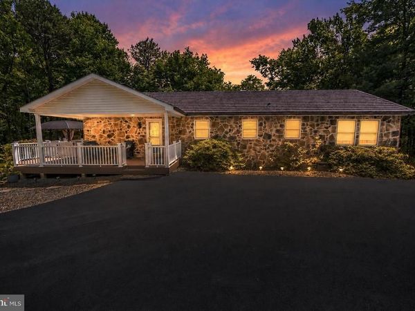 55 MOLENDA CIRCLE , LEHIGHTON, PA 18235
