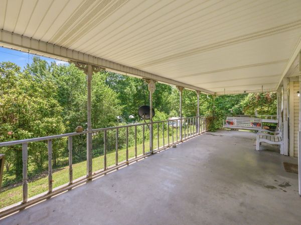14318 Highway 438 W, Linden, TN 37096