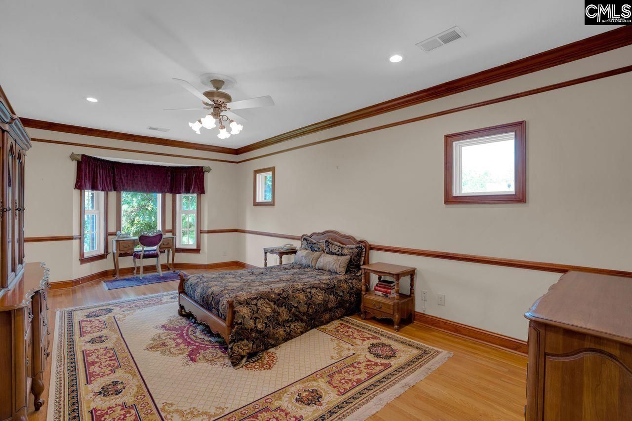 5921 Lakeshore Drive Photo 12