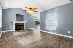 4223 Woodridge Drive photo 4