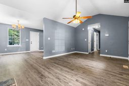 4223 Woodridge Drive photo 4