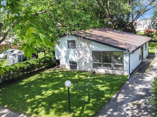 16510 Winchester Avenue , Markham, IL 60428