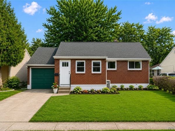 461 Cherokee Drive , Buffalo, NY 14225