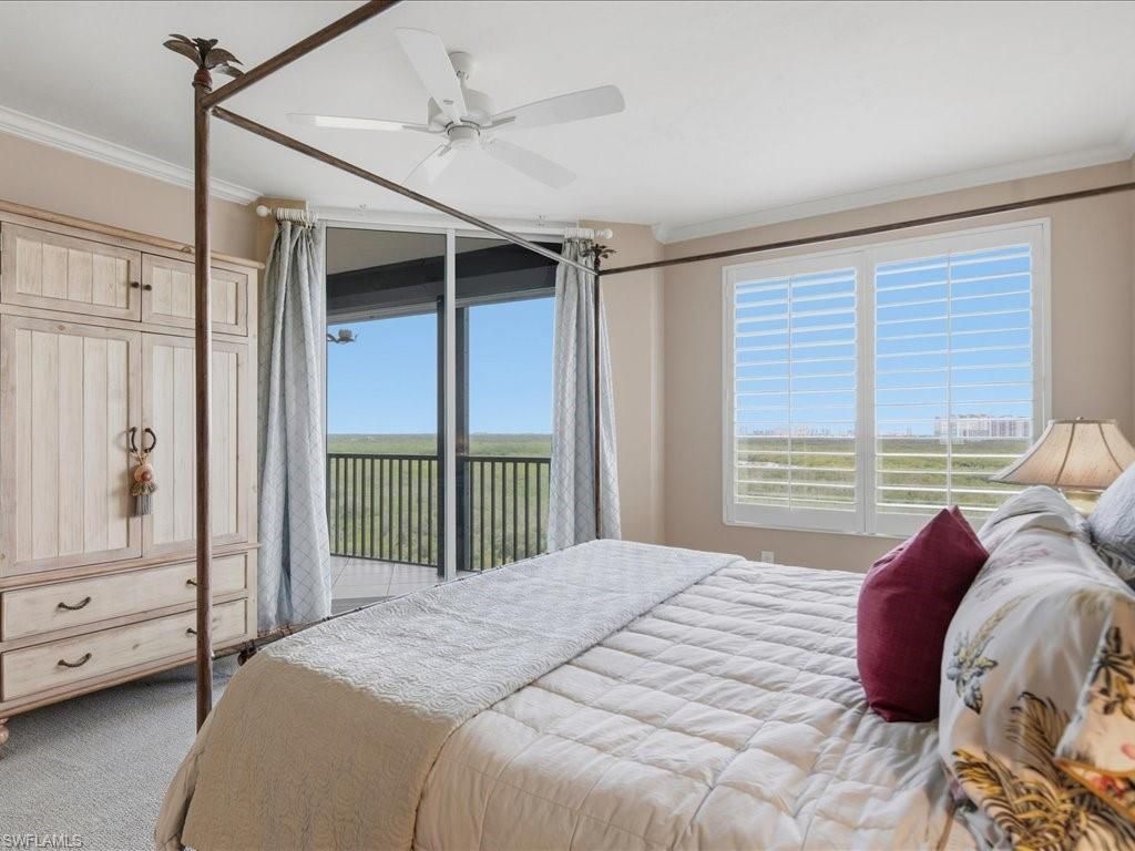 425 Cove Tower Dr, Unit 901, Naples, FL 34110 Photo